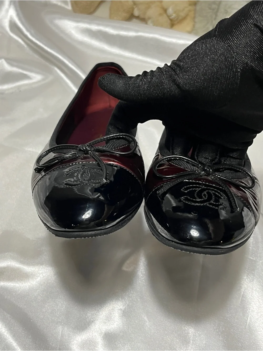 CHANEL Two-Tone Burgundy and Black Cap-Toe Ballerinas